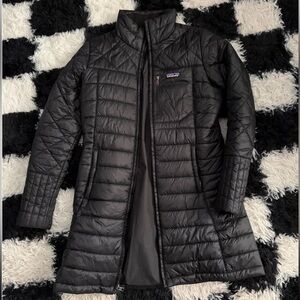 Patagonia women’s radalie parka black Medium